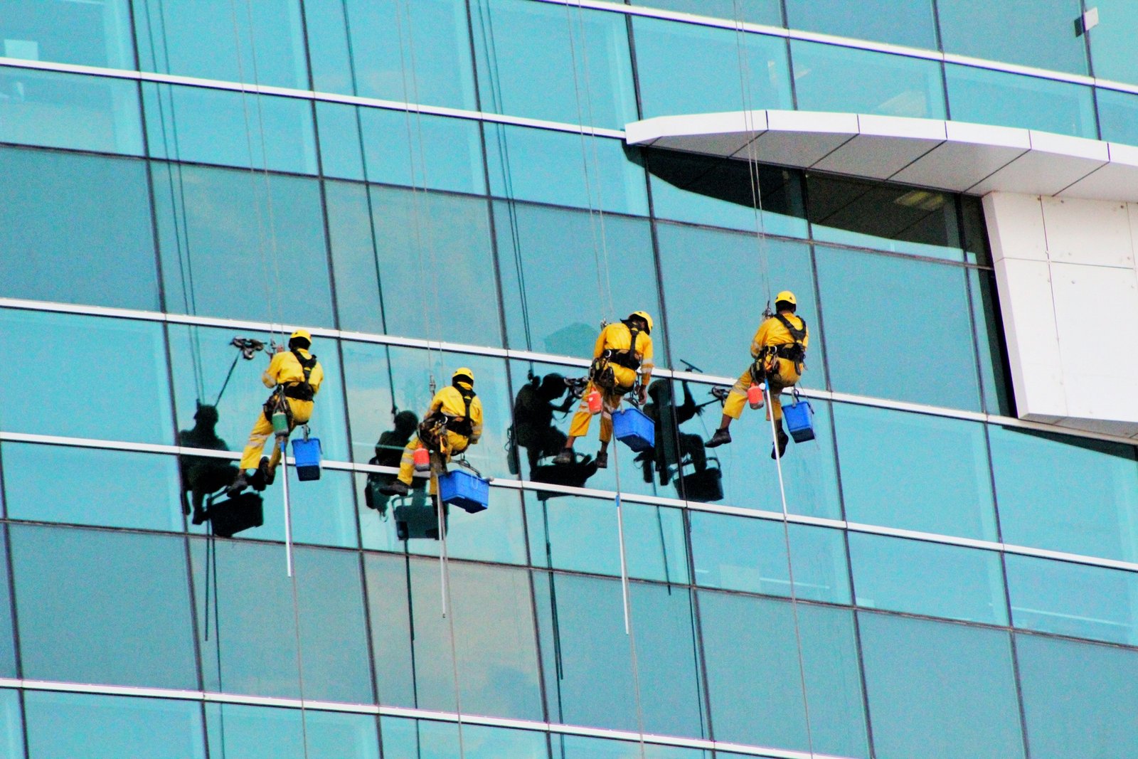 External & Internal Glass and Facade Cleaning